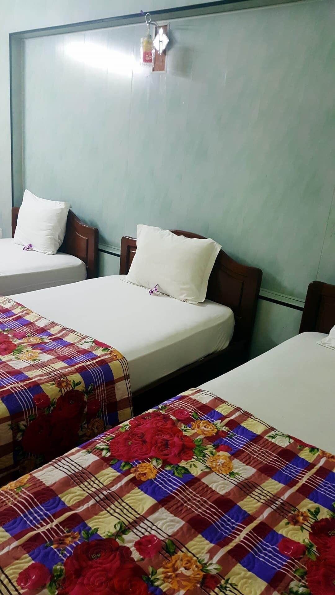 Phong Lan Guesthouse Hue Bagian luar foto