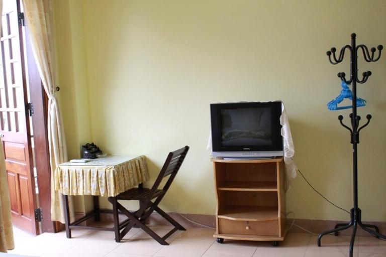 Phong Lan Guesthouse Hue Ruang foto
