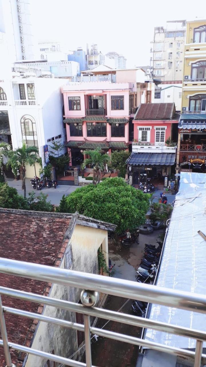 Phong Lan Guesthouse Hue Bagian luar foto