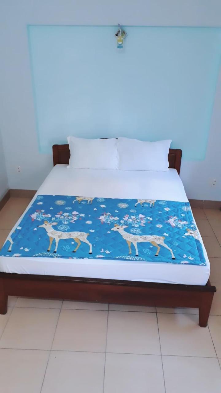 Phong Lan Guesthouse Hue Bagian luar foto